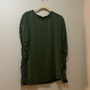 Daisy Elegant Green Women's Top With Ruched Sleeves